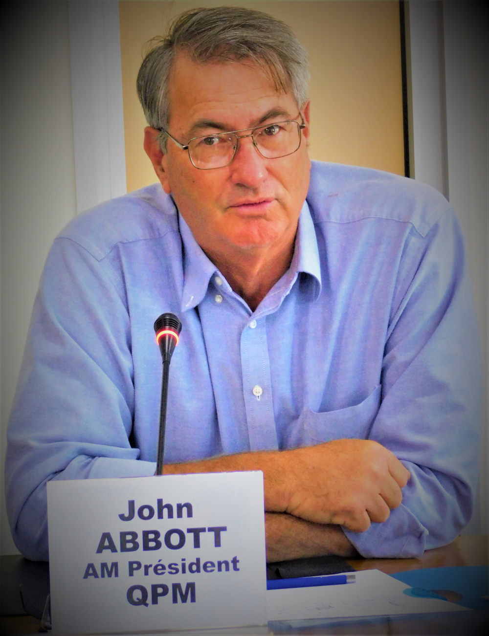 Monsieur John ABBOTT, président de Queensland Pacific Metals (QPM).
