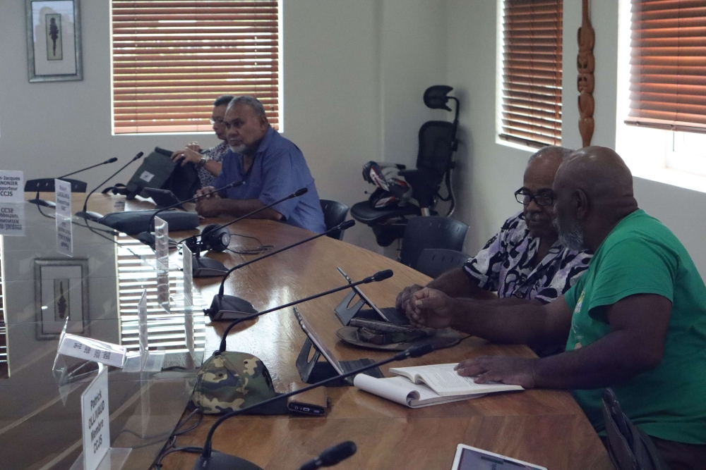 Les membres, de gauche à droite: Jean-Jacques Annonier ( Rapporteur de la CJJS), Robert Lakalaka (Rapporteur de la CAC et Membre de la CCJS), Joseph Dahma, (Membre de la CCJS), Jonas Tein (Membre de la CAC et de la CCJS)