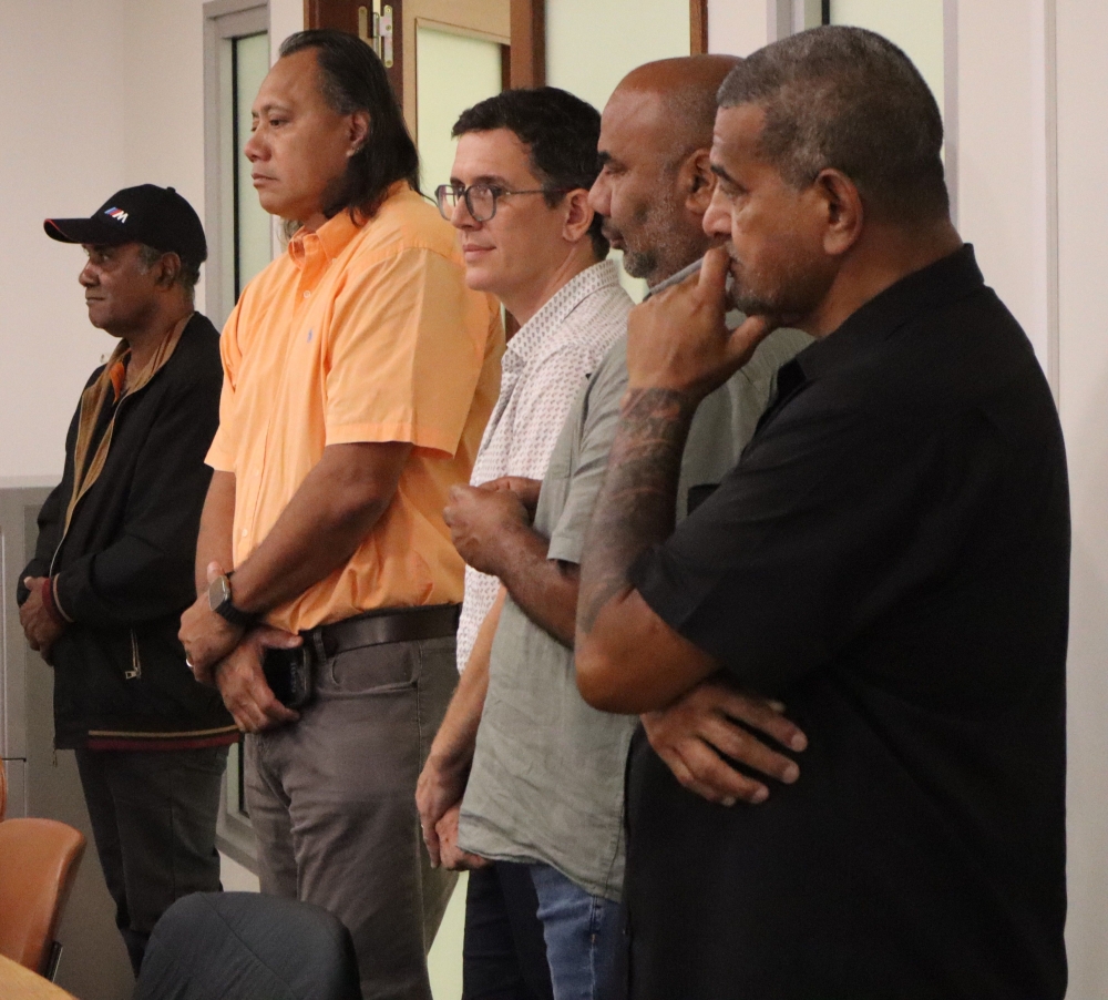 Geste de coutume par les représentants du projet PRONY-PERNOD