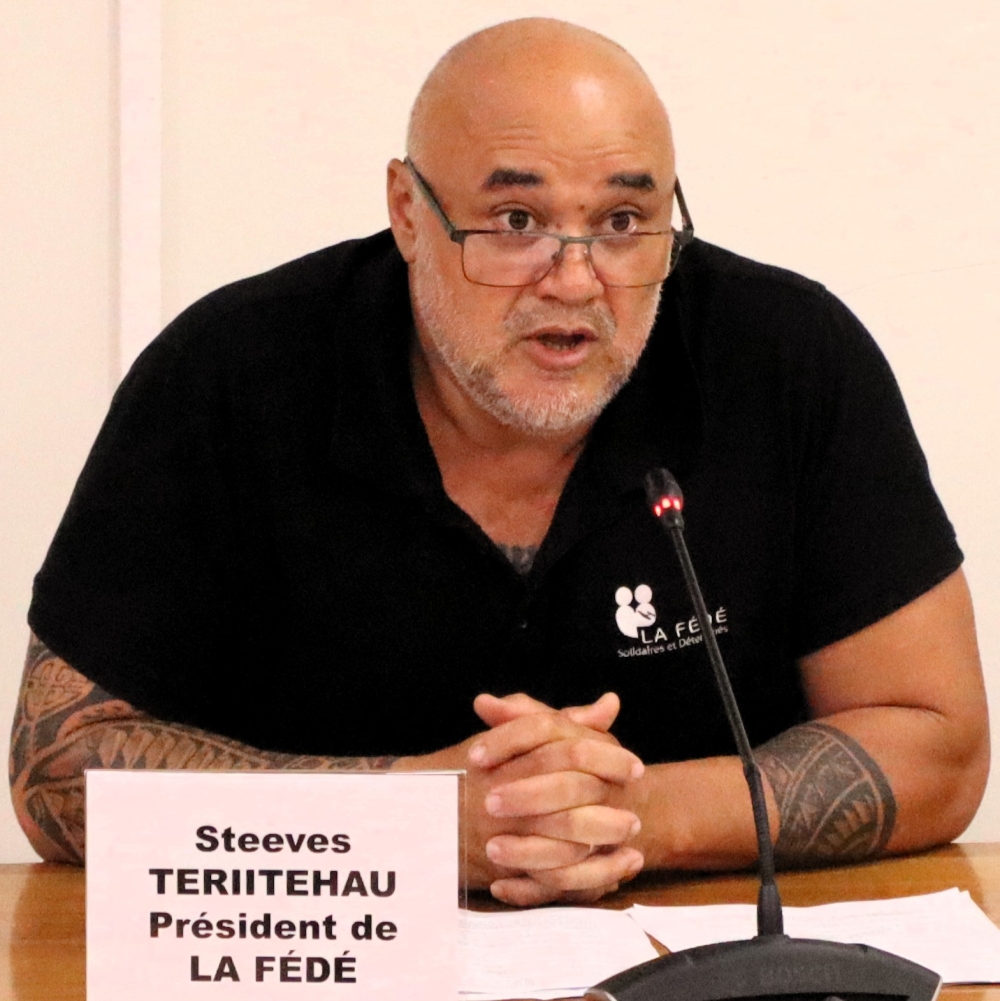 Steeve Teriitehau.